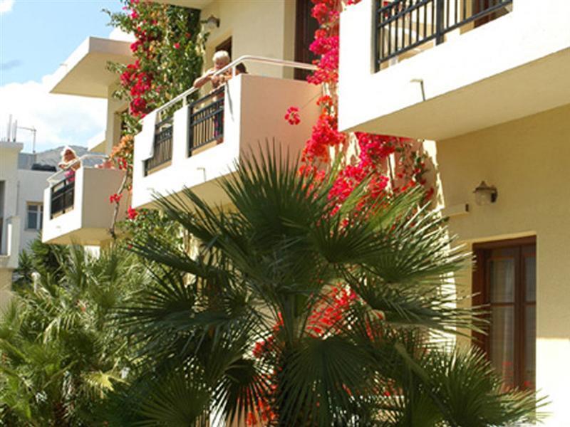 Malia Mare Hotel Exterior photo